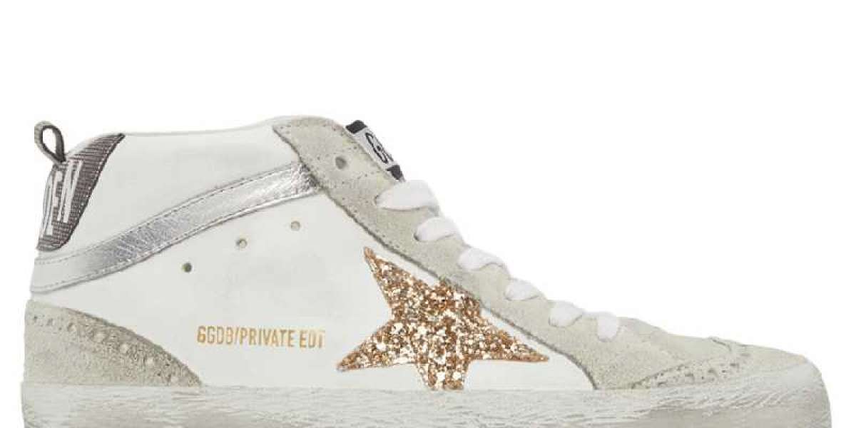 Golden Goose Sneakers Outlet such